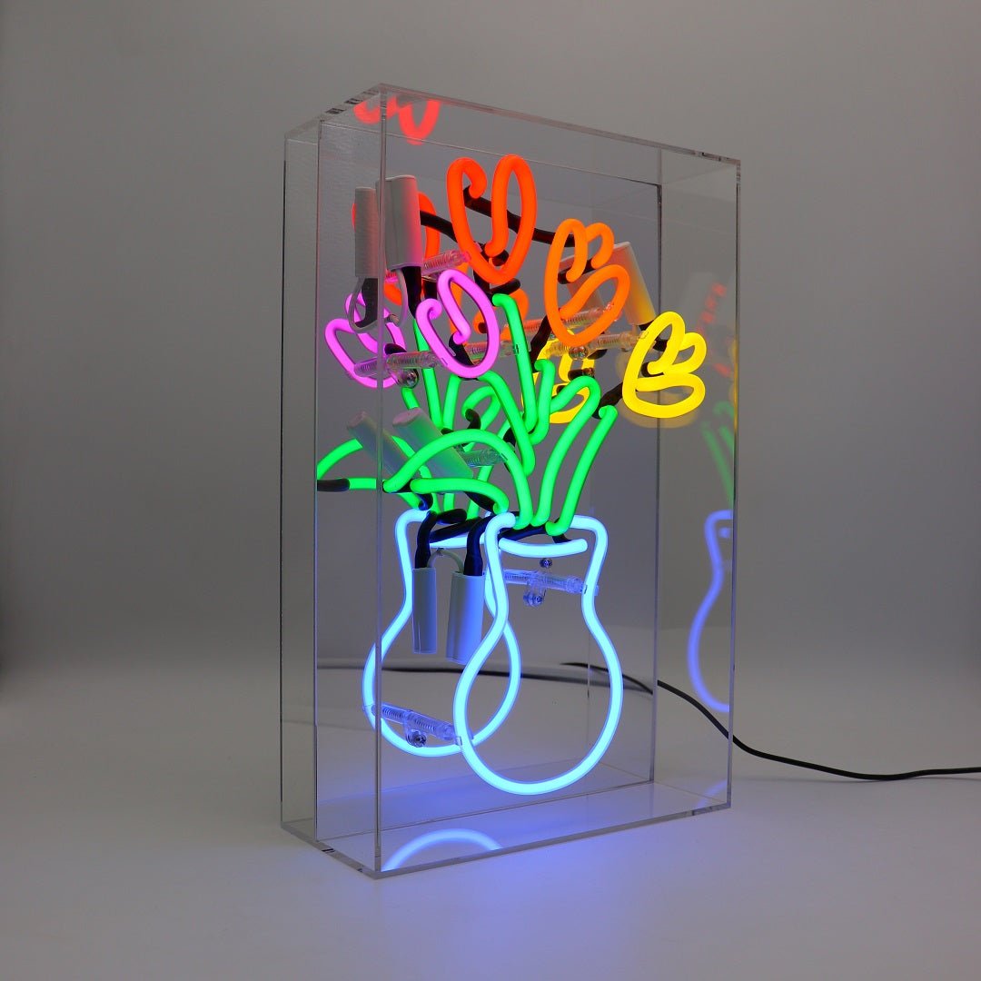 Glazen Neon Sign Vase of Tulips - Kavel 84
