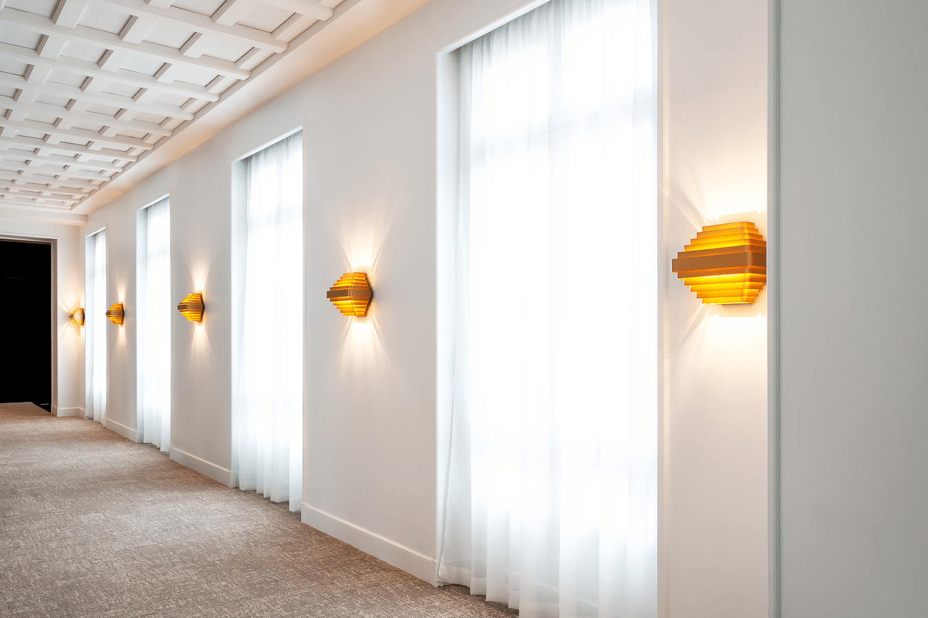 Wever & Ducré J.J.W. wandlamp - Kavel 84