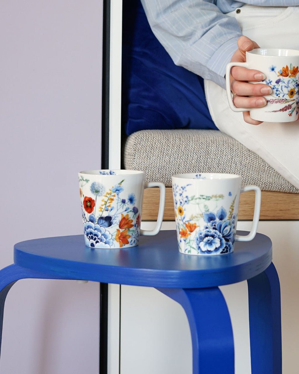 Heinen Delfts Blauw theemok Wildbloemen - Kavel 84