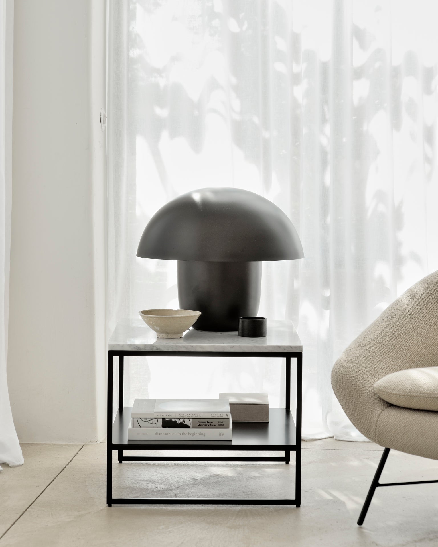 ethnicraft stone bijzettafel white carrara