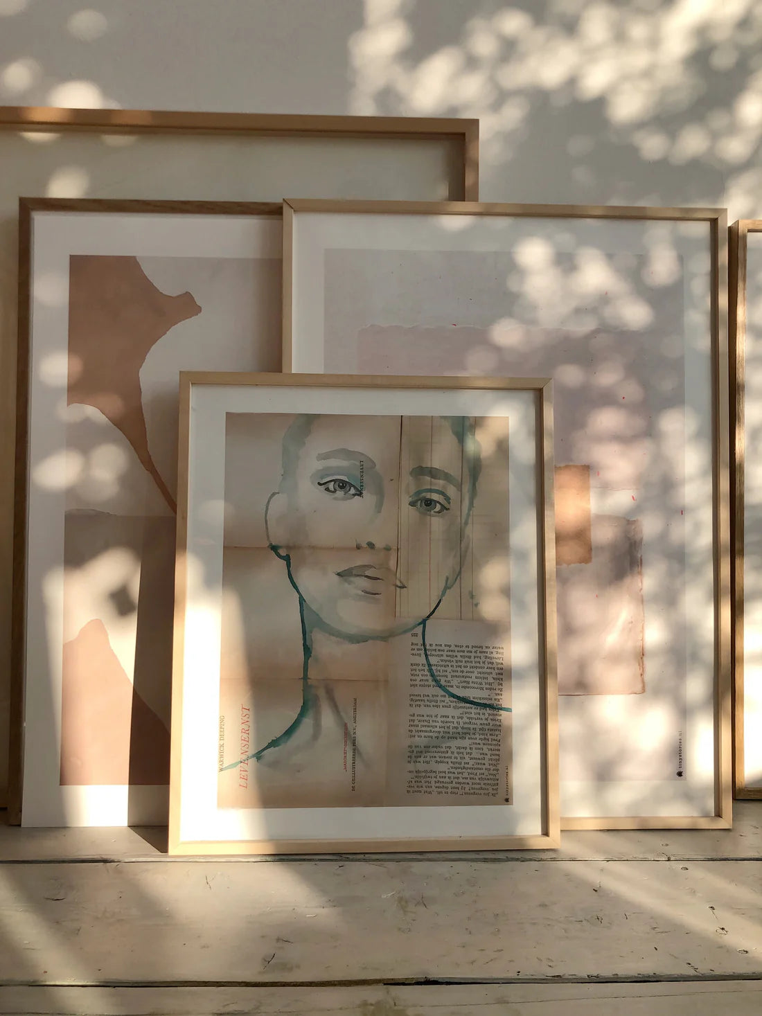 TinyStories Poster met Lijst - Blue Eyes