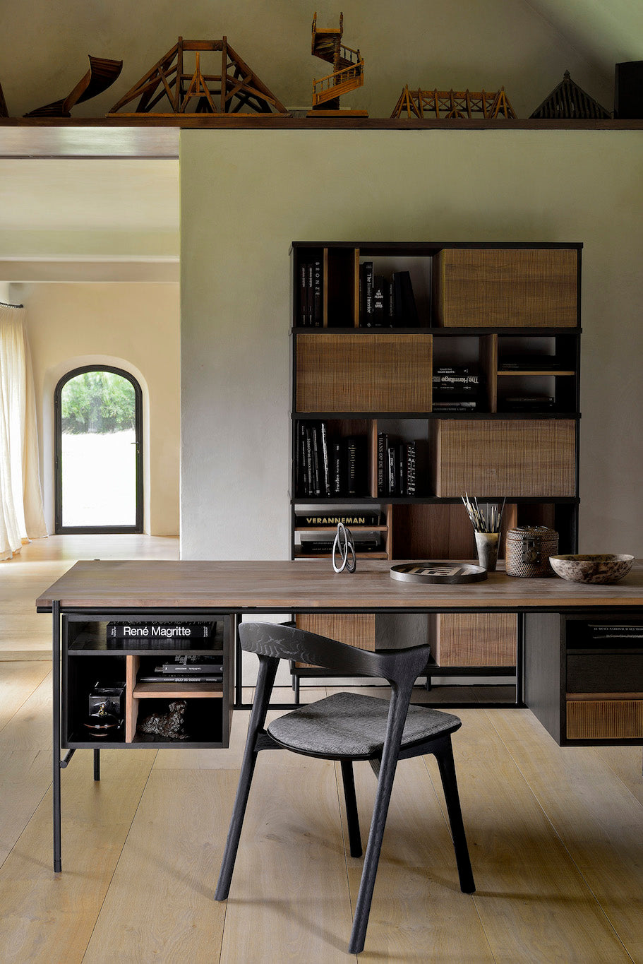 Ethnicraft Bureau Oscar