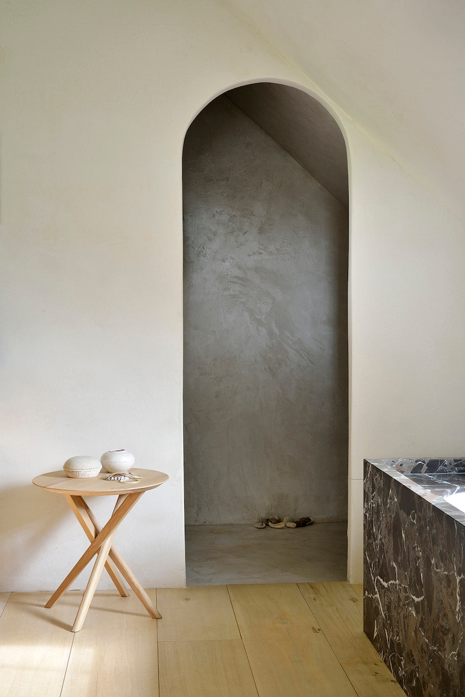 Ethnicraft Bijzettafel Rond Mikado