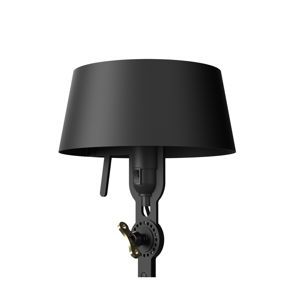 Close-up van de kap van de Tonone Bolt Table Standard tafellamp in de kleur smokey black.