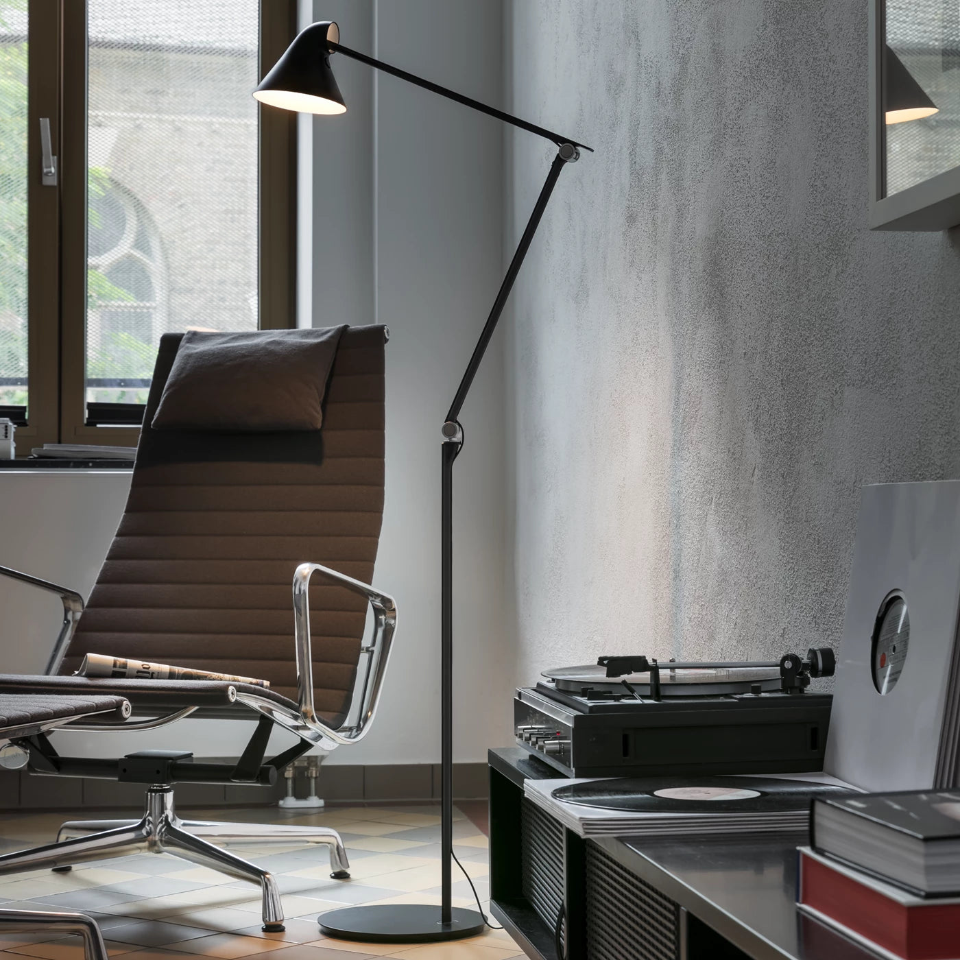 Louis Poulsen NJP vloerlamp