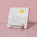 Storytiles Golden Stand