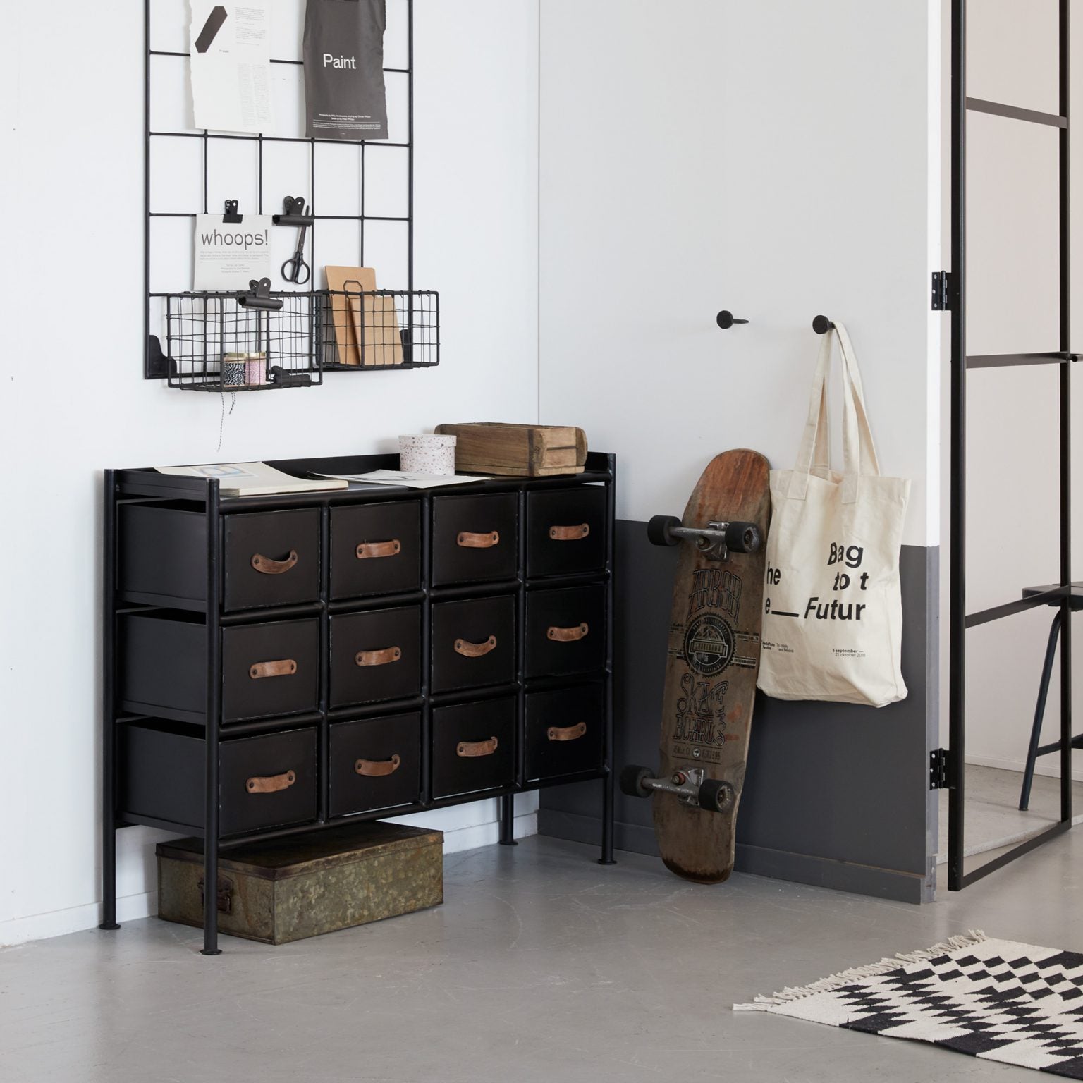 New Routz Dressoir York