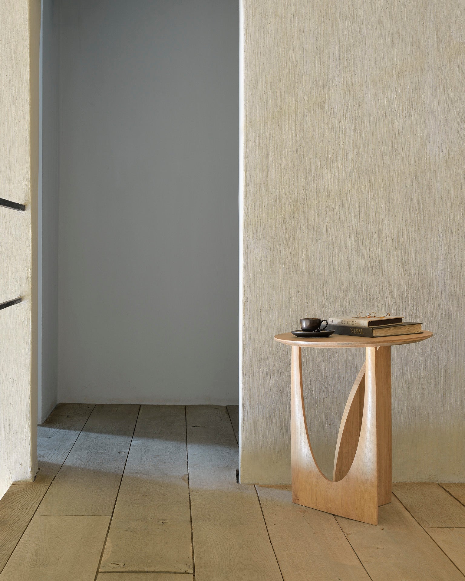 Ethnicraft Geometric bijzettafel