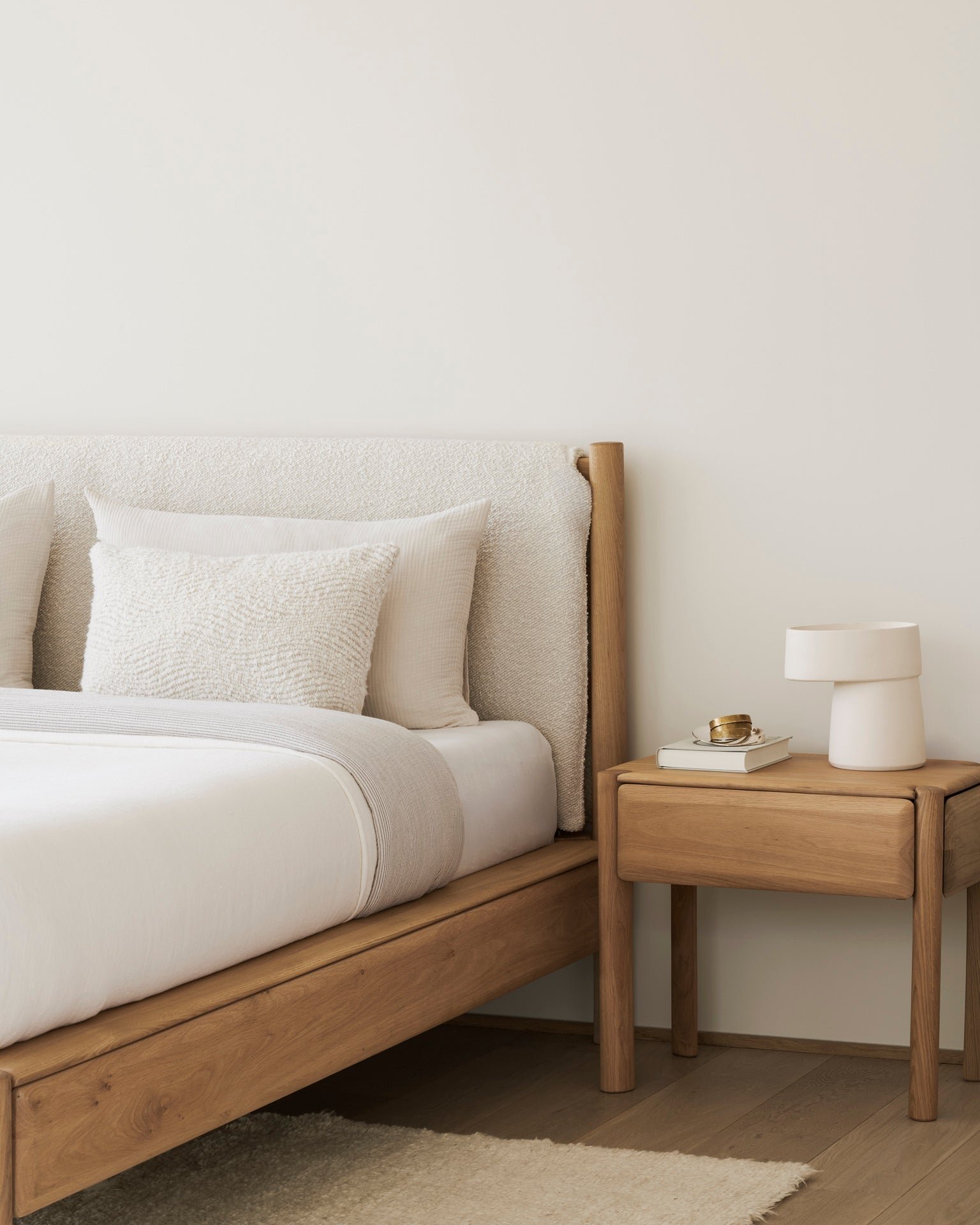 Ethnicraft PI bed - Kavel 84