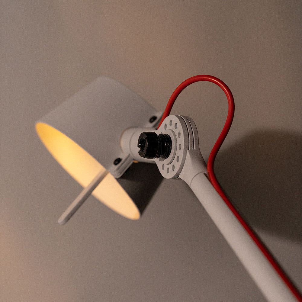 Tonone Bolt10 wandlamp