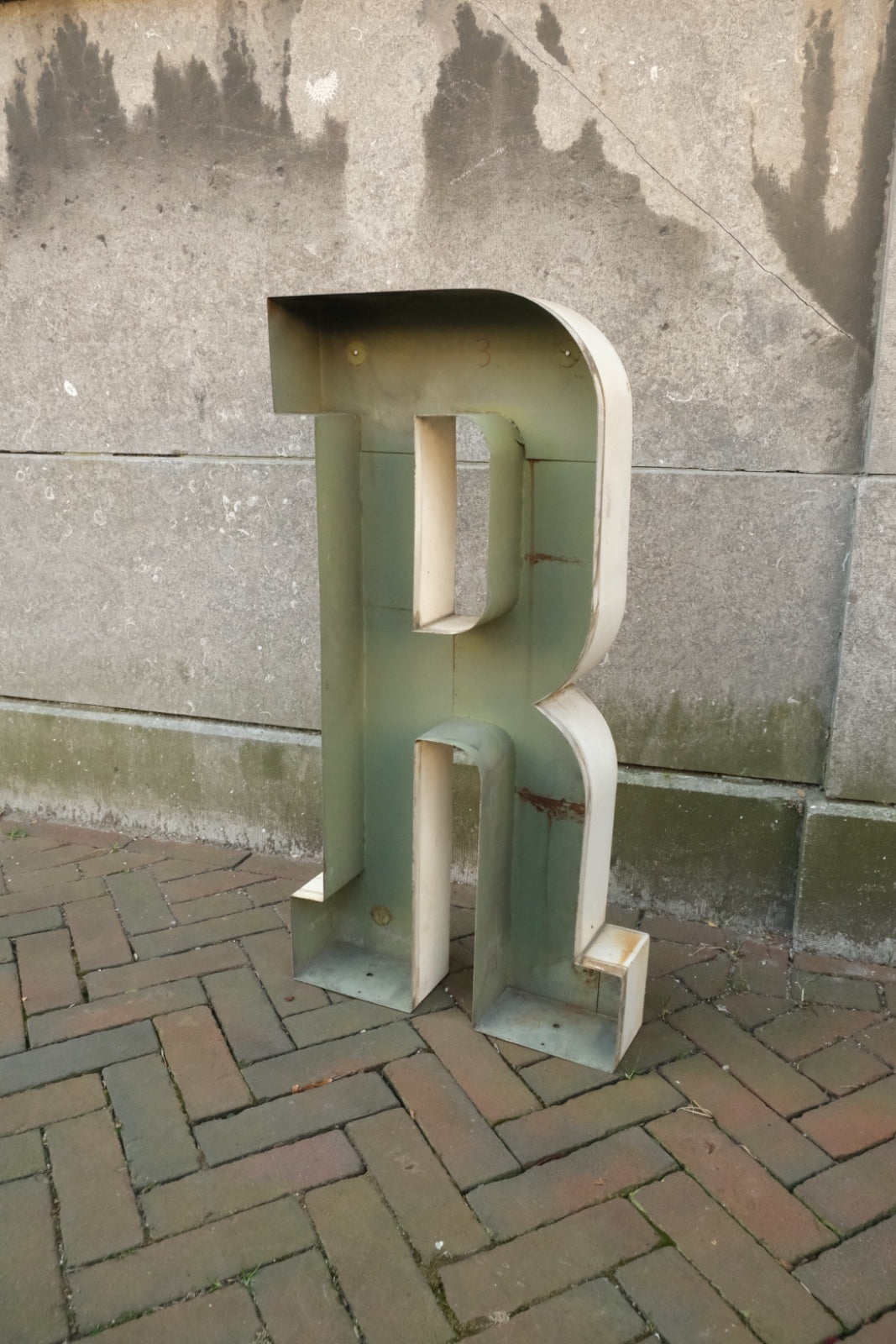 3D vintage letters