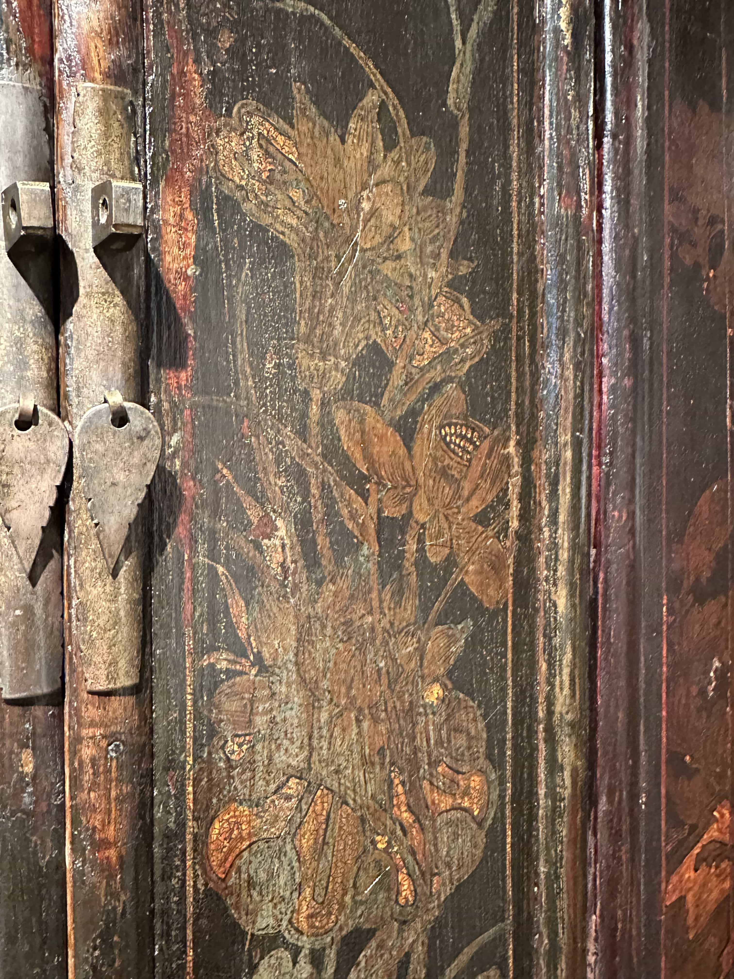 Antieke Chinese 19e-eeuwse kast | Showroom Sale