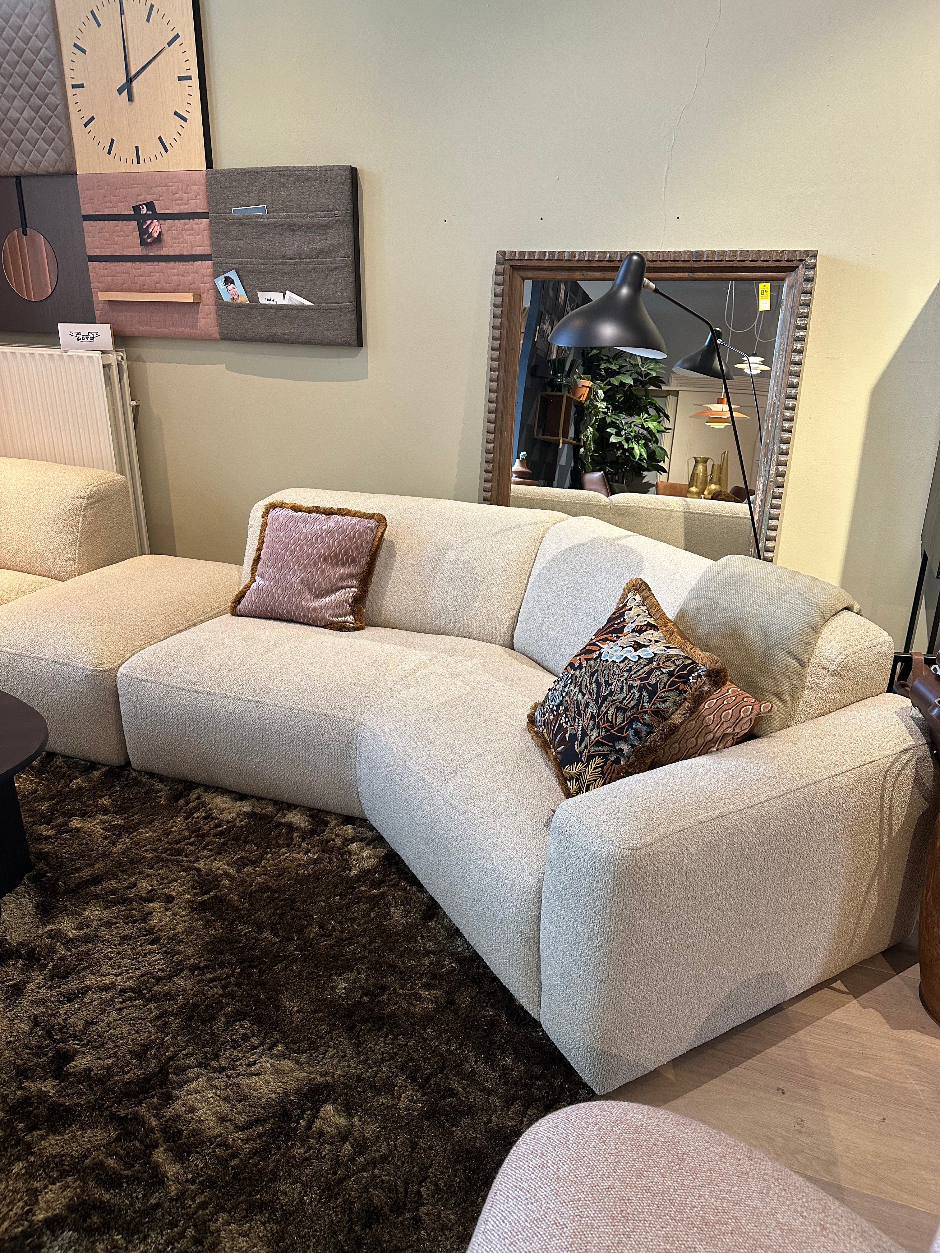 Cartel Living bank Wills SHOWROOM SALE