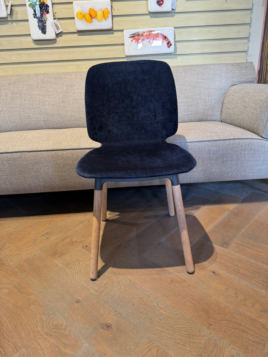 EYYE Curv stoel | Showroom Sale