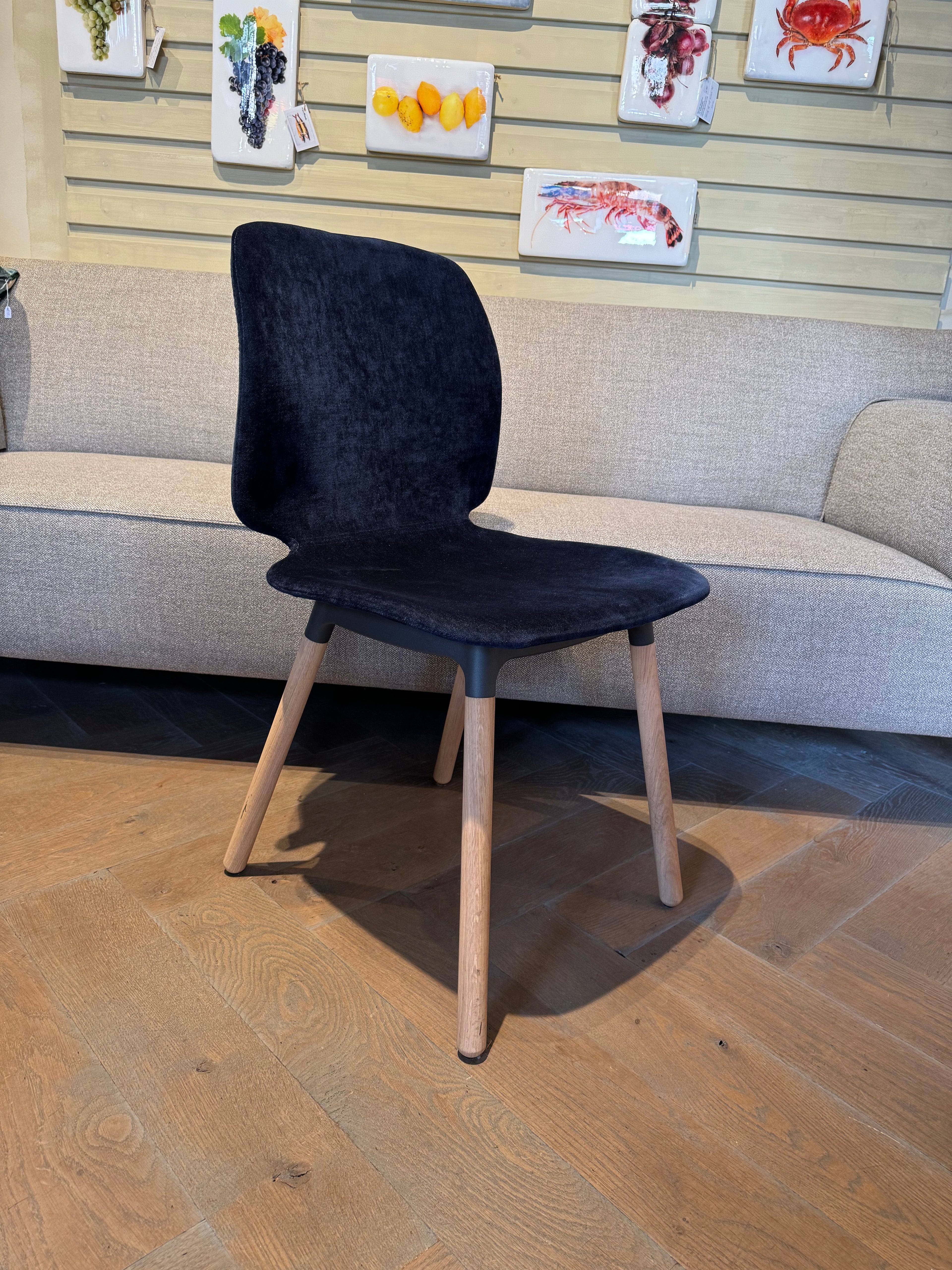 EYYE Curv stoel | Showroom Sale