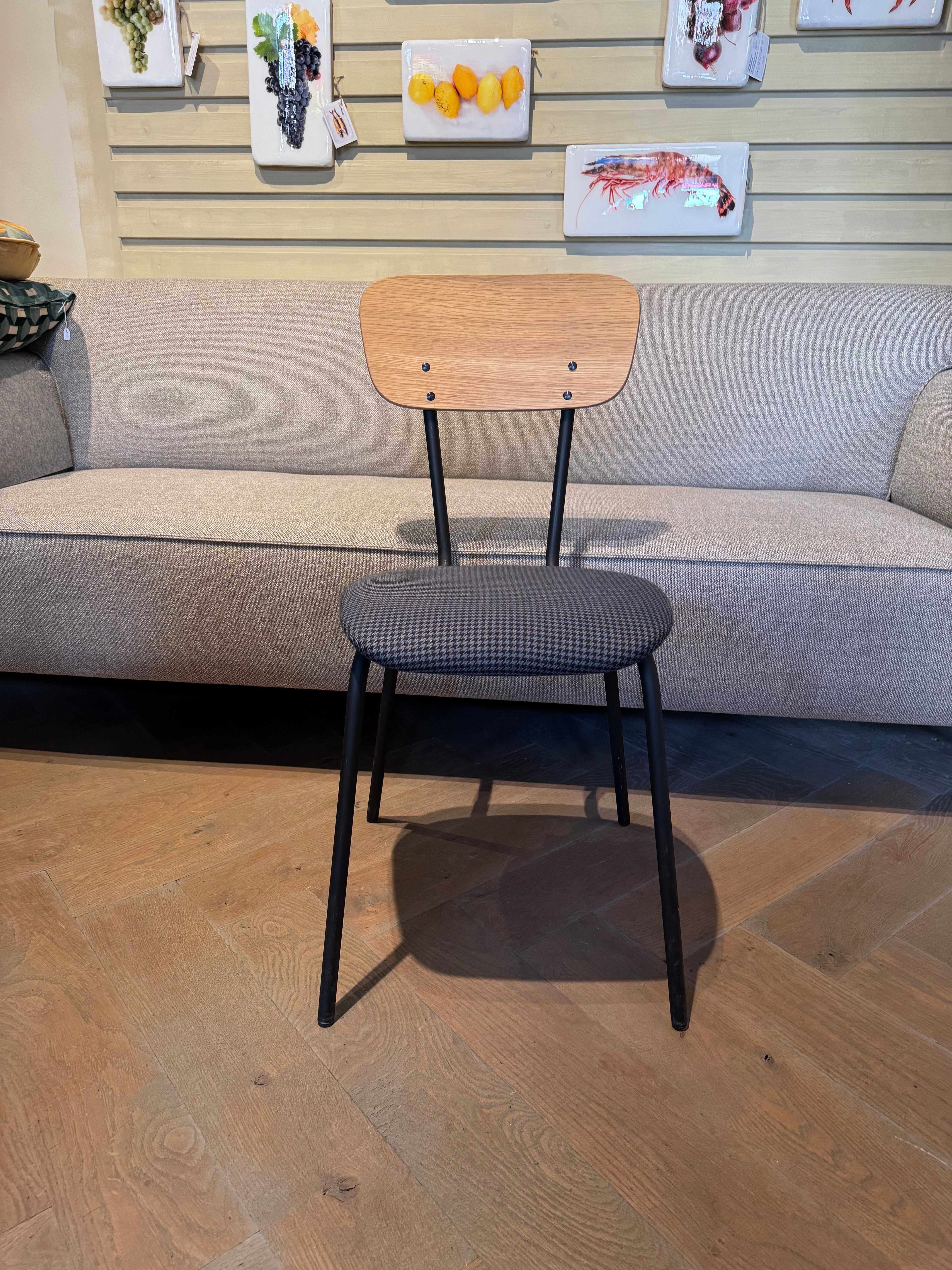 Stoel Spoinq | Showroom Sale