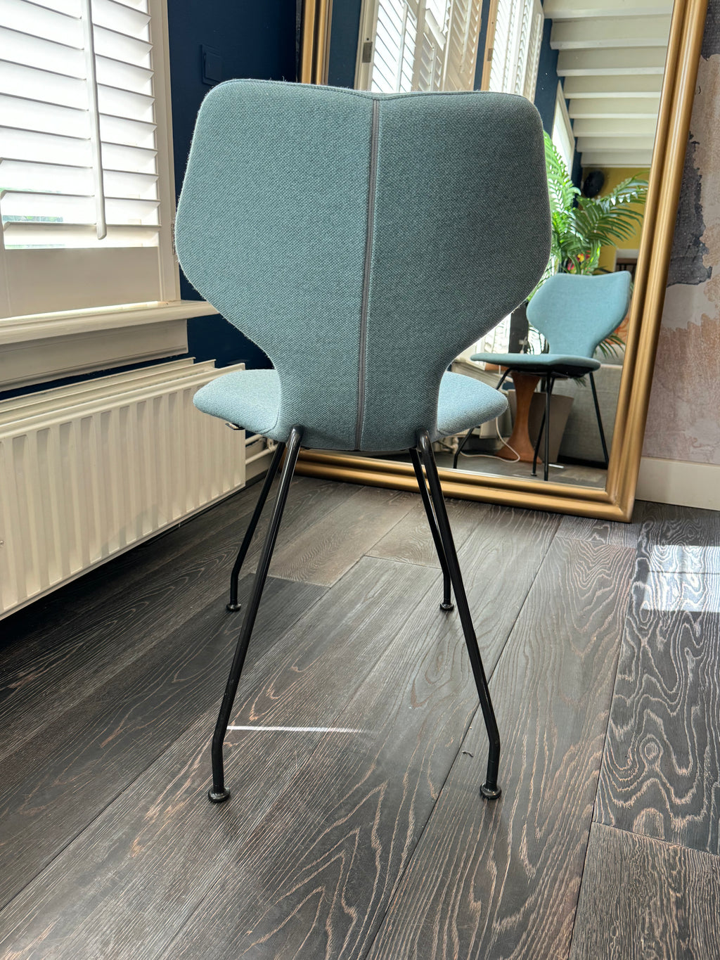 Design on Stock stoel Cavalletta