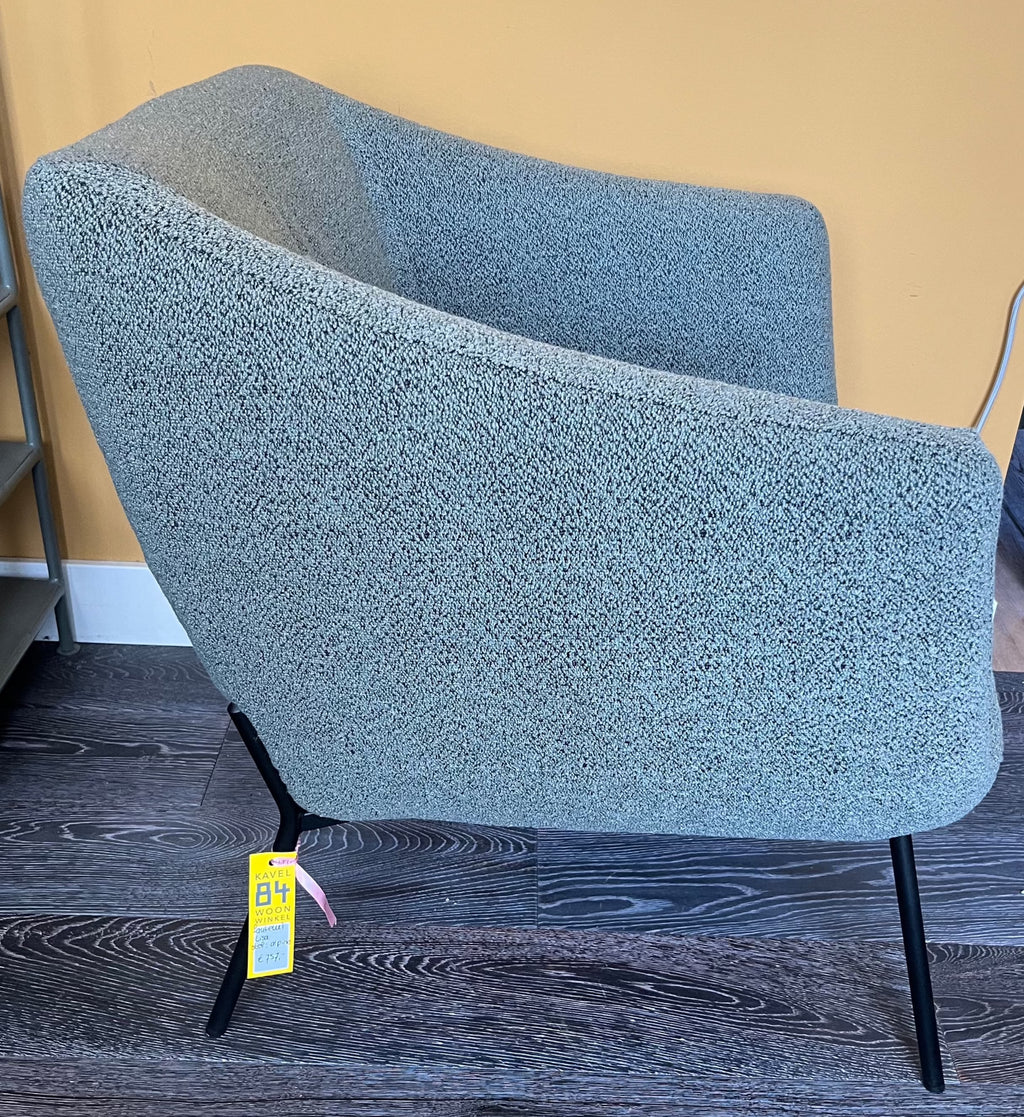 kavel 84 fauteuil Lisa zijaanzicht