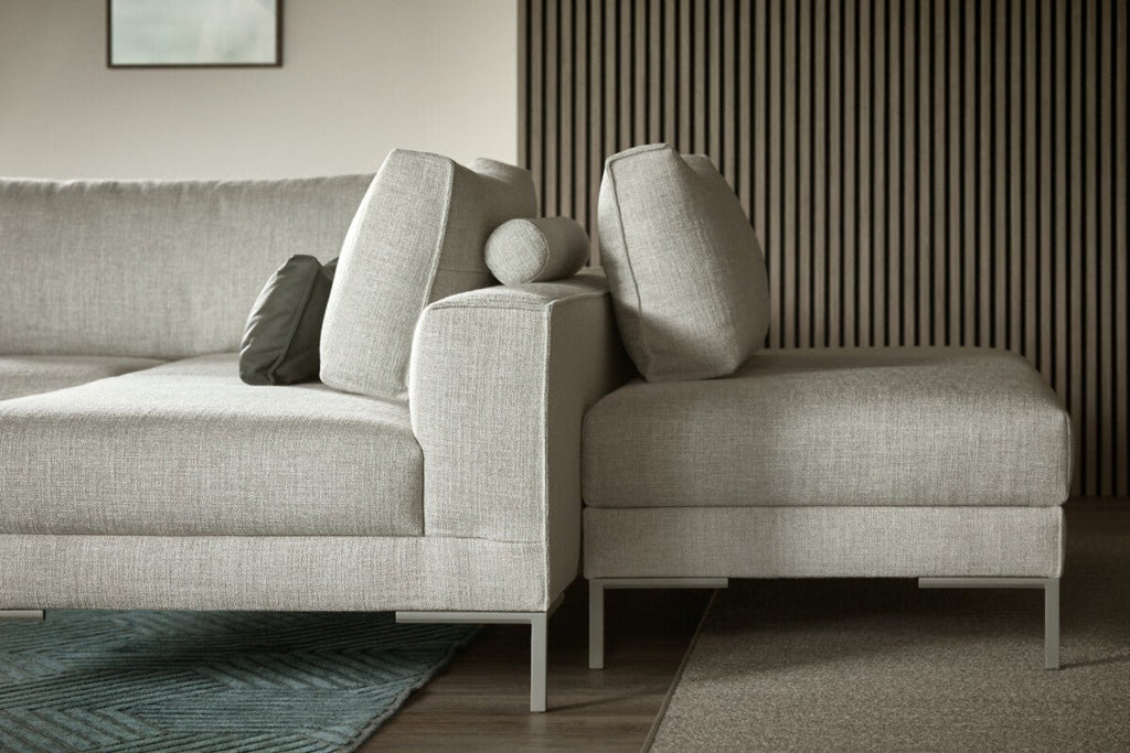 Design on Stock bank Aikon Lounge '13 - Kavel 84