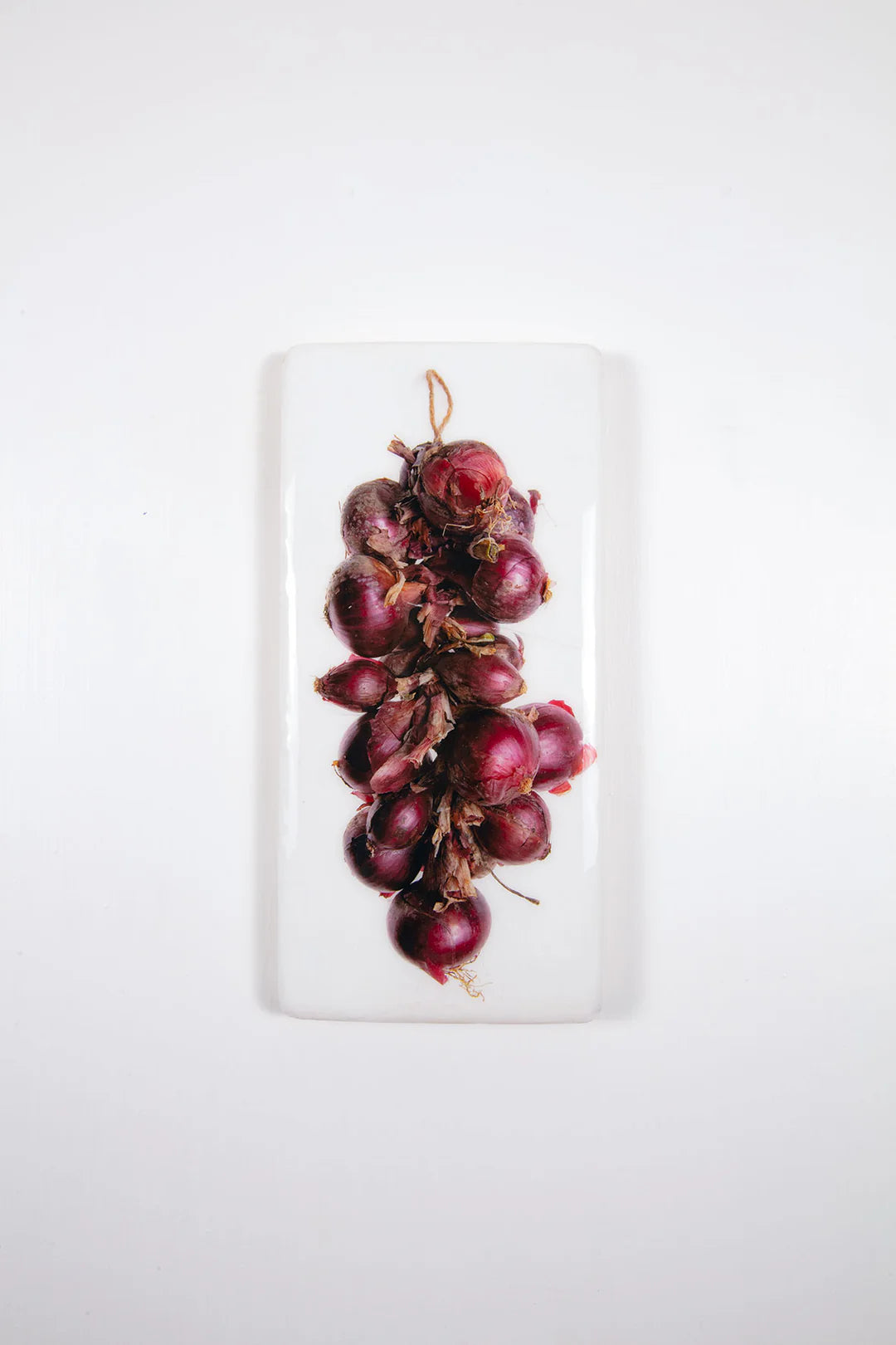 StigerWoods wooden tile String of Red Onions