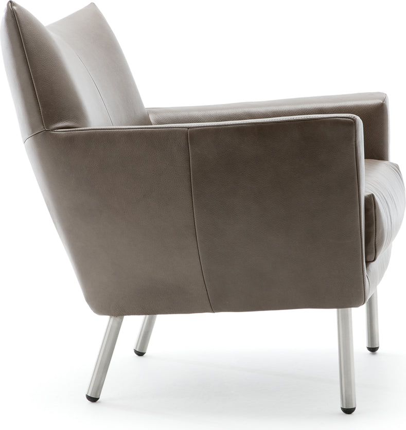 Design on Stock Toma fauteuil