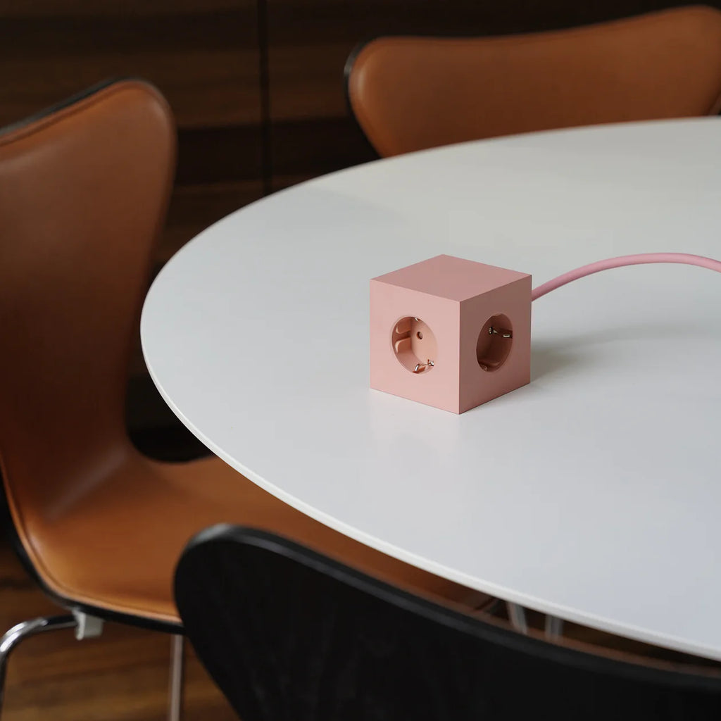 avolt square 1 old pink