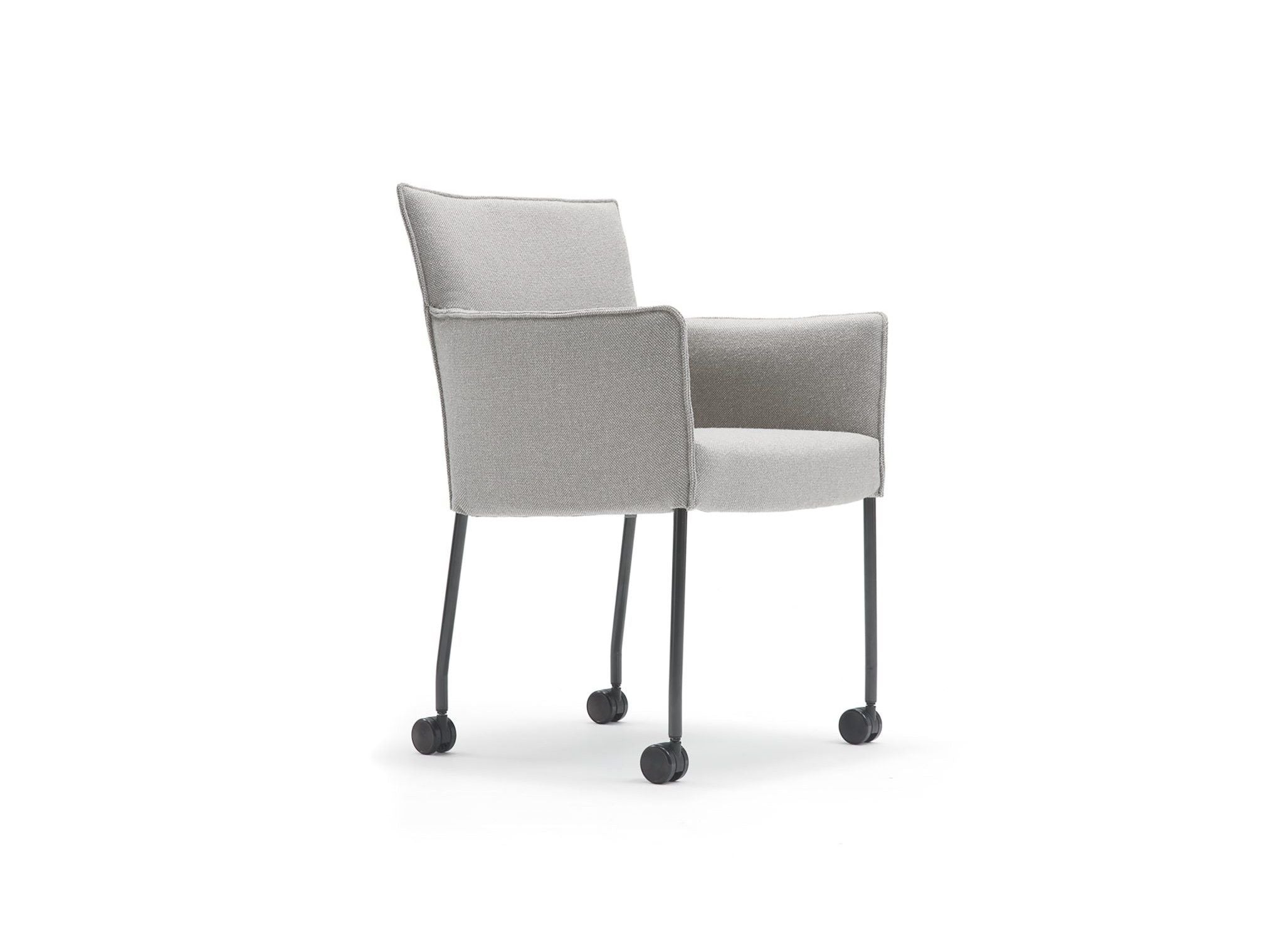 Design On Stock stoel Amra | Showroom Sale