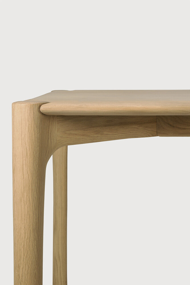 Ethnicraft PI eettafel close up poten