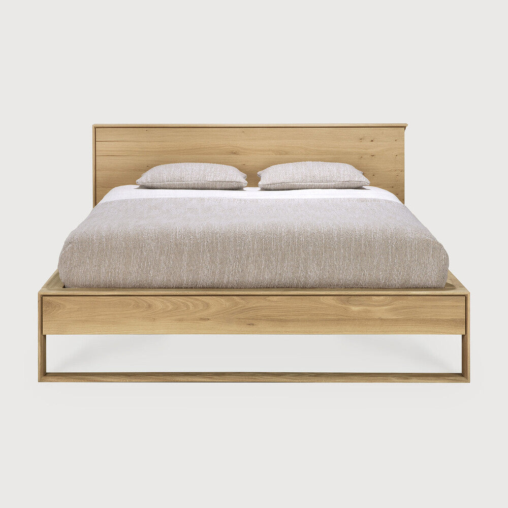 ethnicraft nordic II bed vooraanzicht