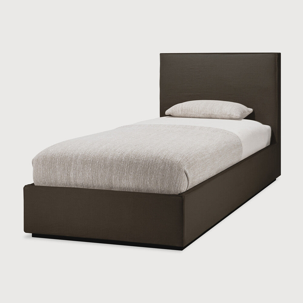 Ethnicraft Revive bed