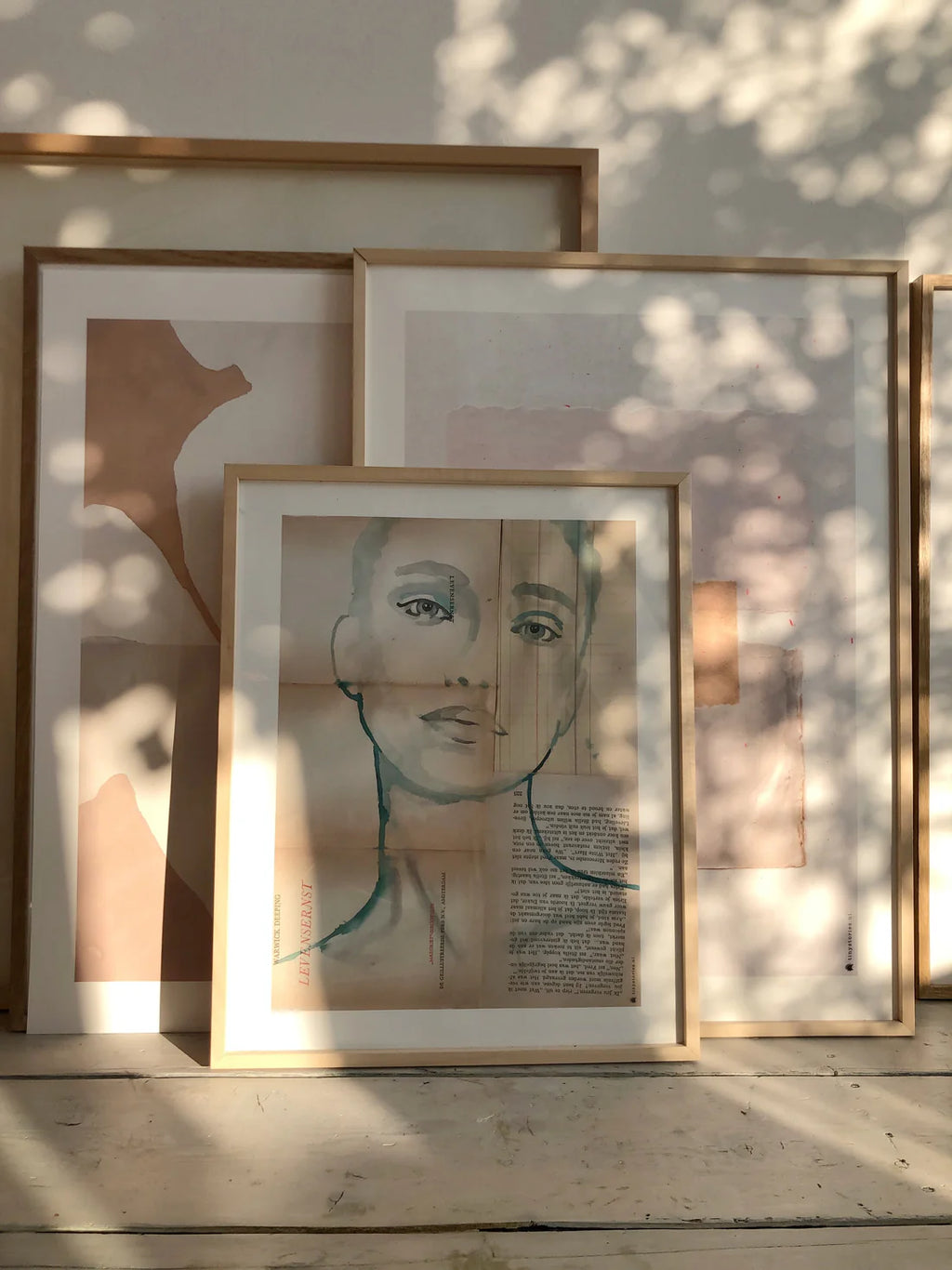 TinyStories Poster met Lijst - Blue Eyes