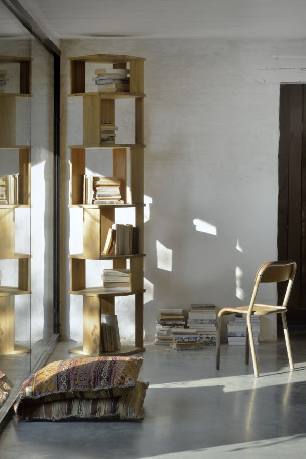 Ethnicraft Kast Stairs Column