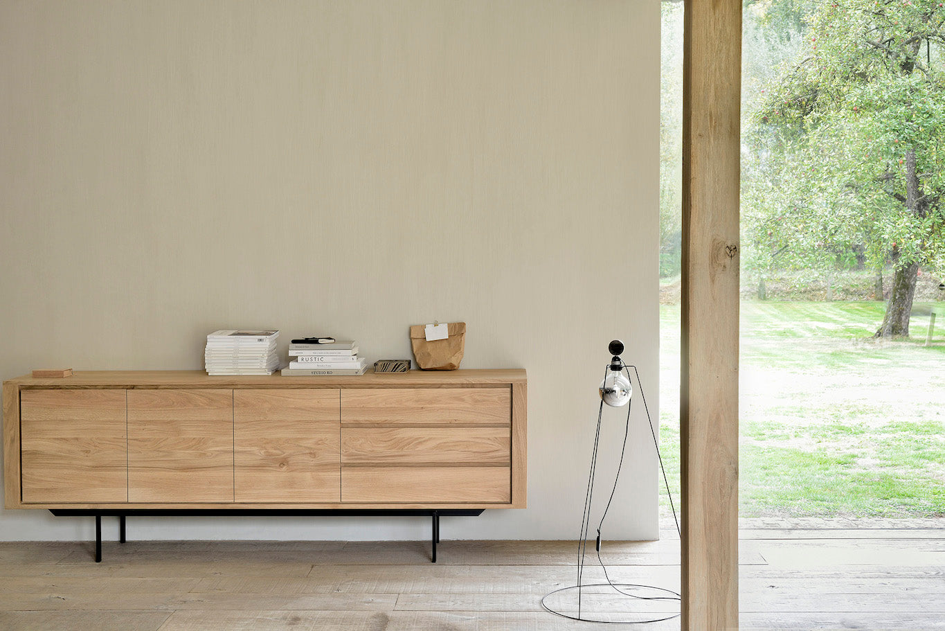 Ethnicraft Dressoir Shadow