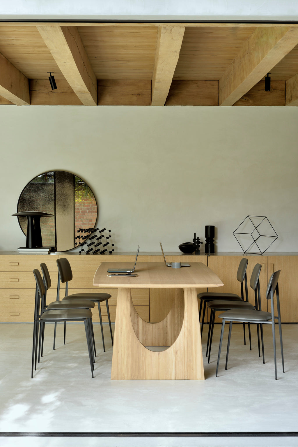 Ethnicraft Eettafel Geometric