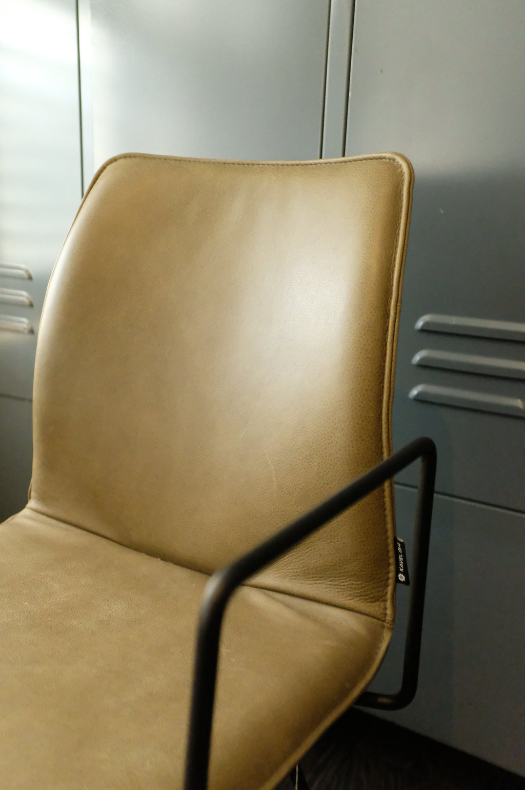 Stoel Myro Olive Grey