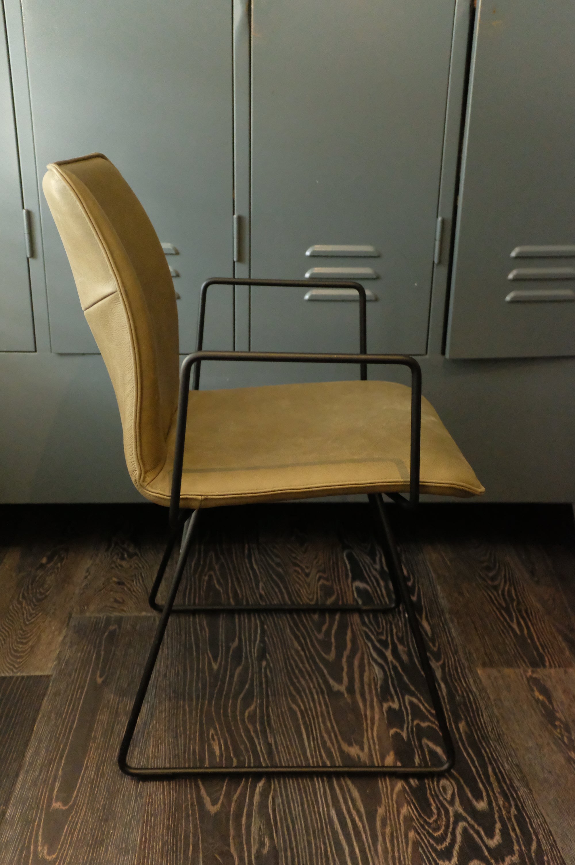 Stoel Myro Olive Grey