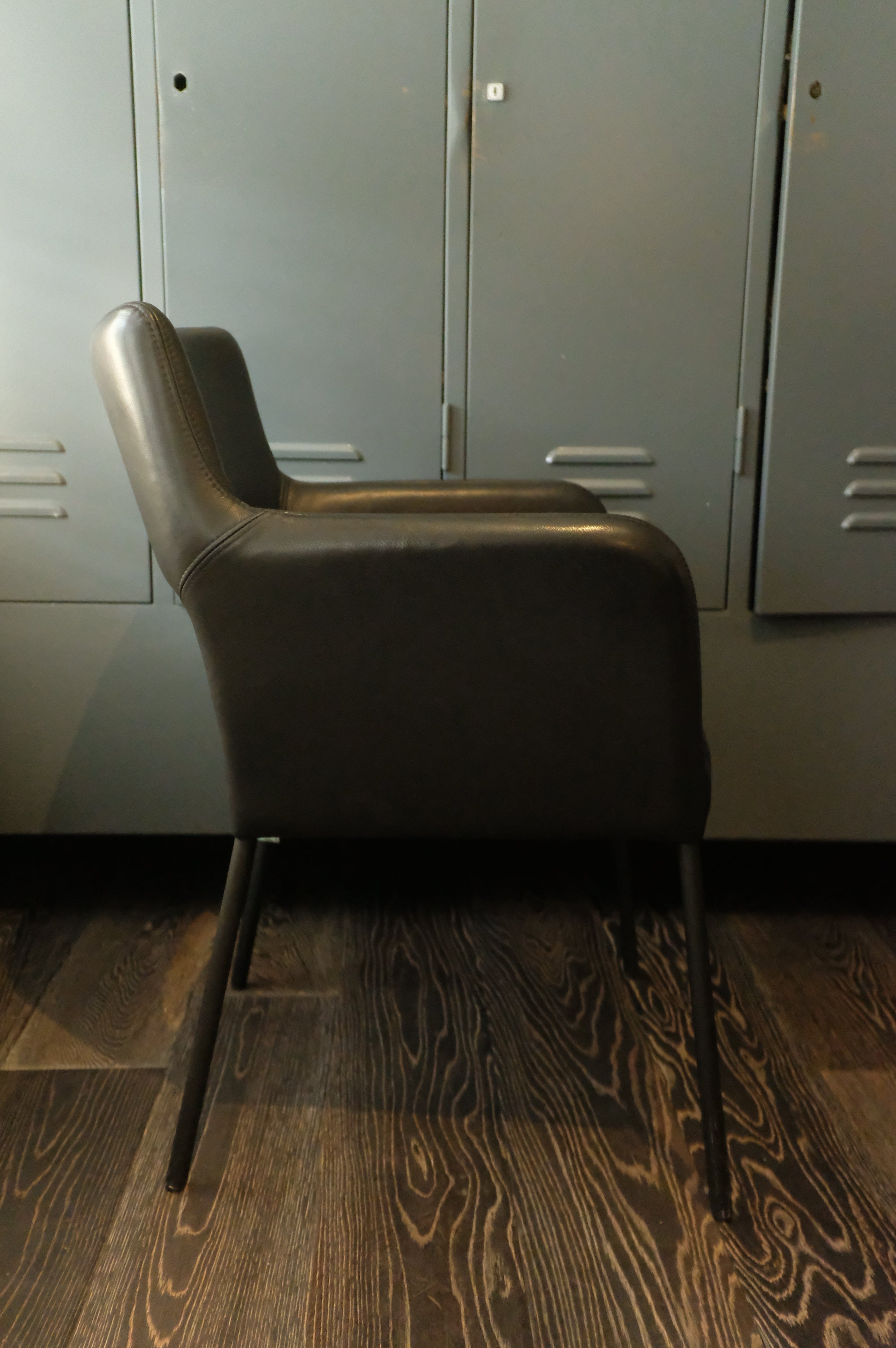 Kavel 84 stoel Dora