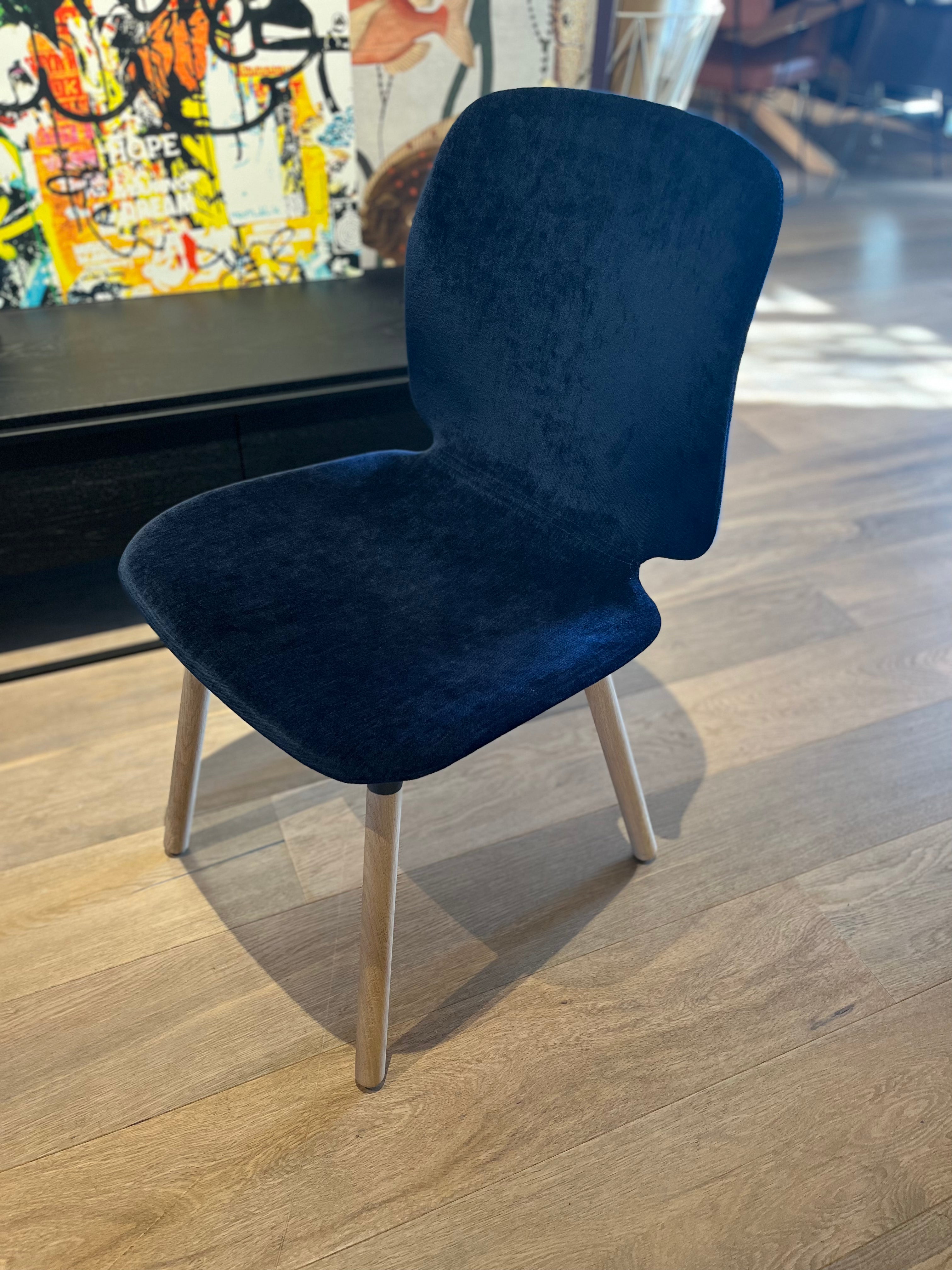 EYYE Curv stoel | Showroom Sale