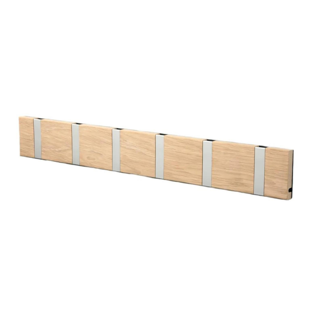 LoCa KNAX Horizontal 6 kapstok in de kleur oak met grijze haakjes.