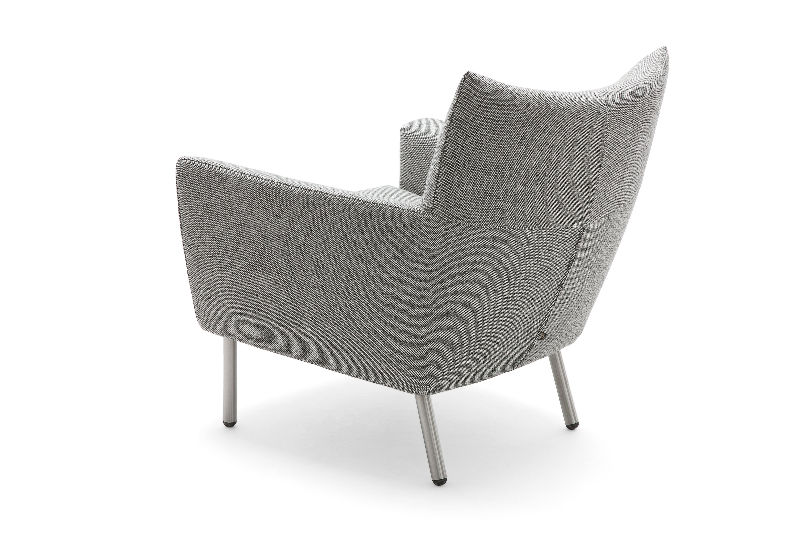 Design on Stock Toma fauteuil