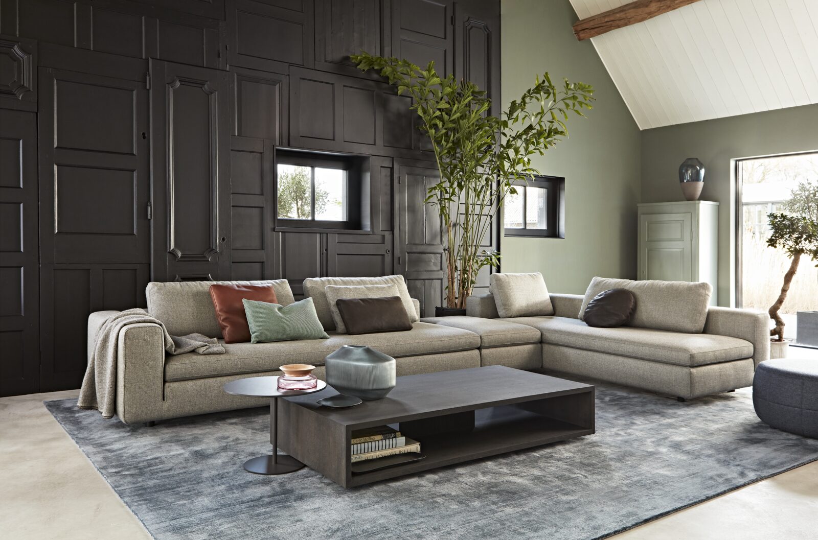 Design on Stock bank Vilaz