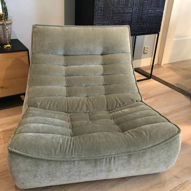 Calia Italia Fox Trot fauteuil voorkant.