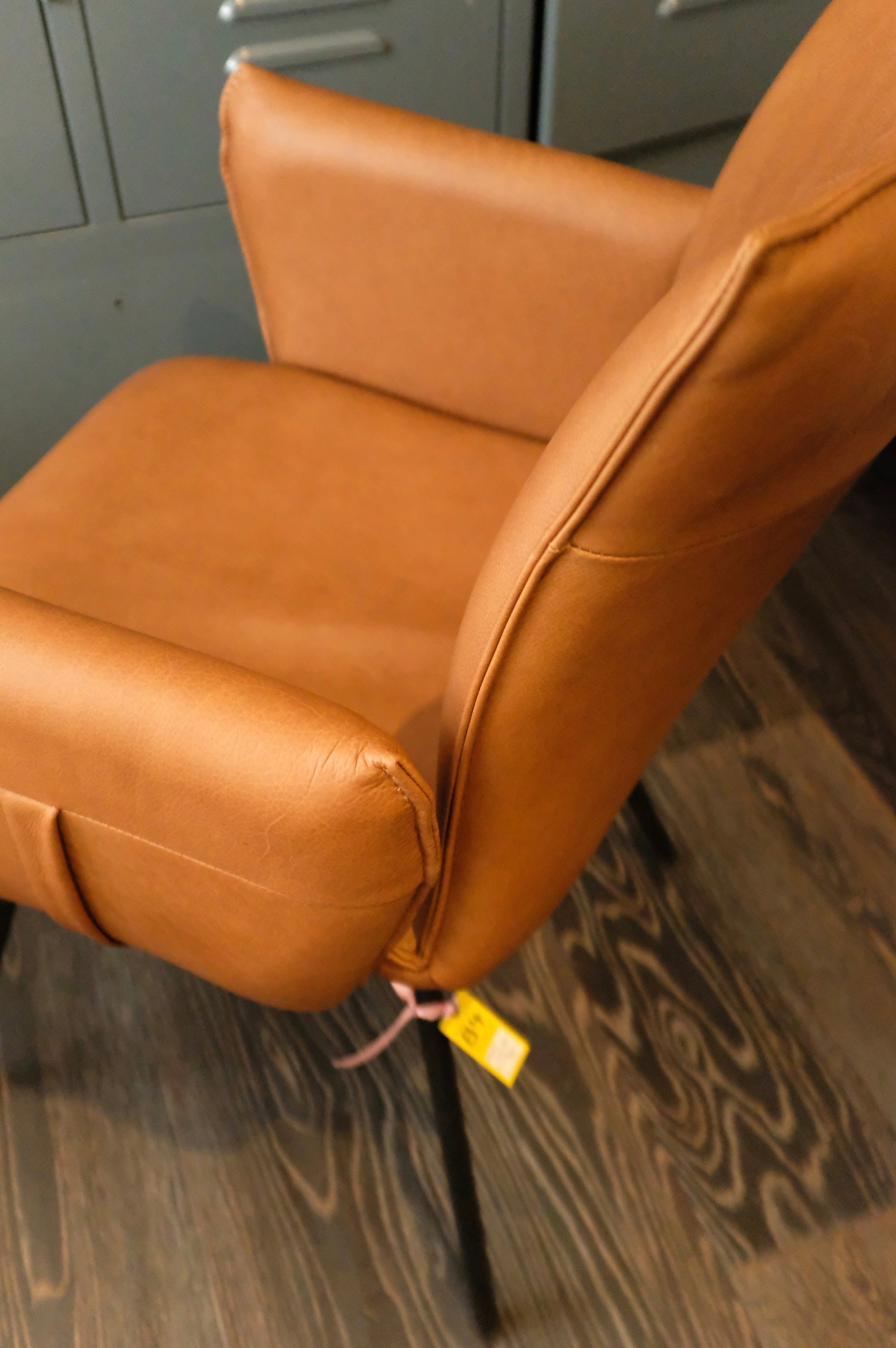 Kavel 84 stoel Lillo