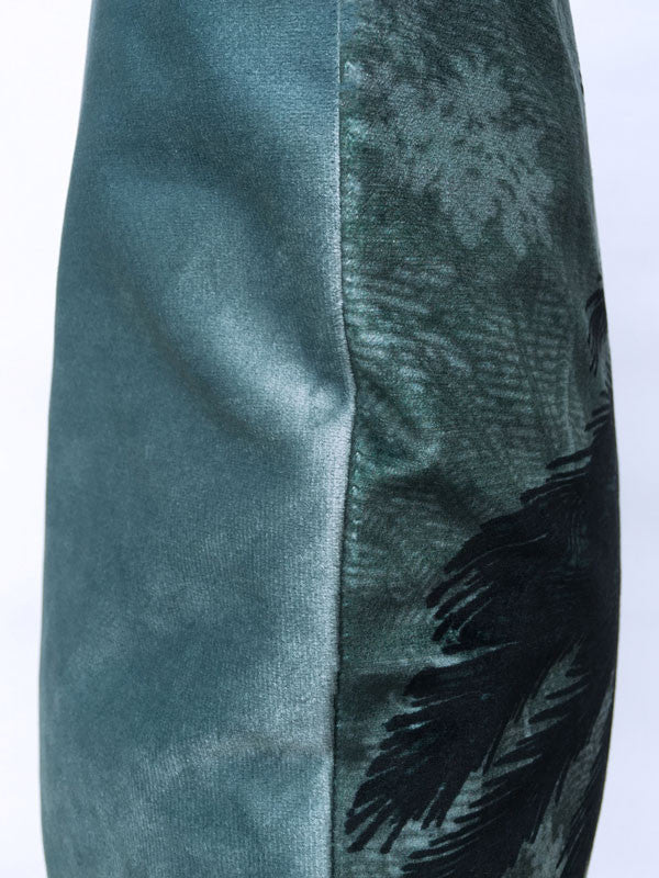 Velvet Blue Palm kussen
