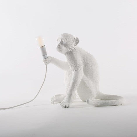 Seletti Aaplamp Sitting wit