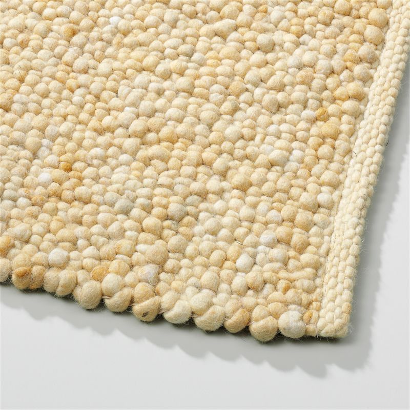 Perletta vloerkleed Pebbles in de kleur Gold 422.