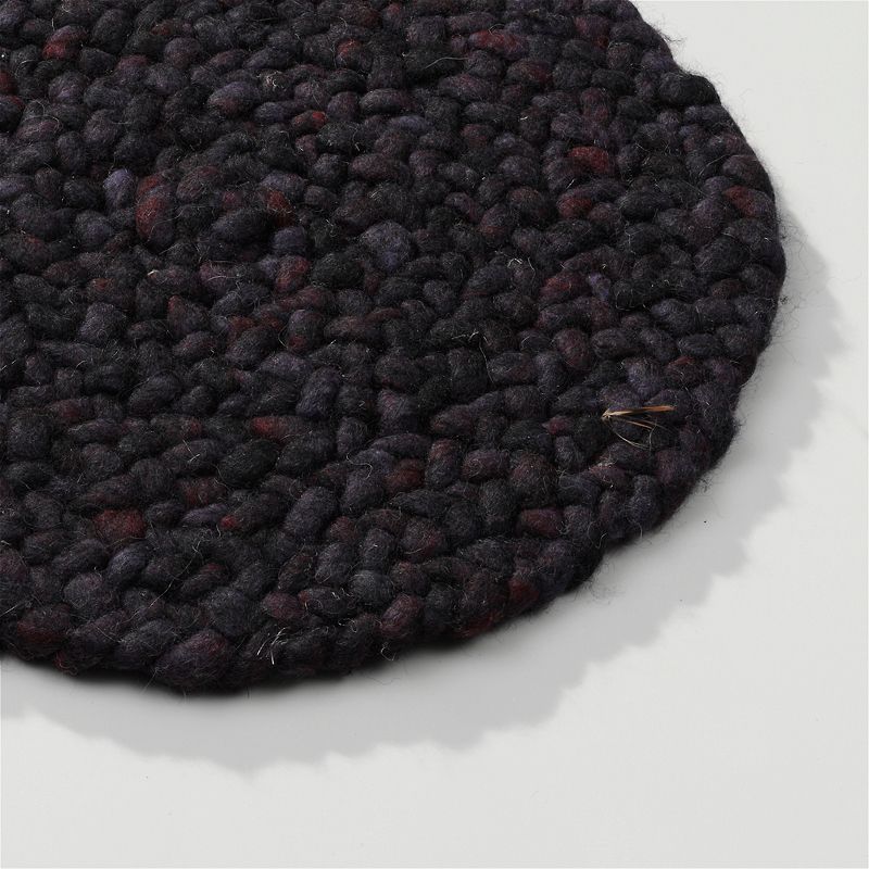 Perletta vloerkleed Roundabout in de kleur Grape 399.