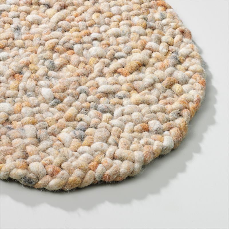Perletta vloerkleed Roundabout in de kleur Honey 423.