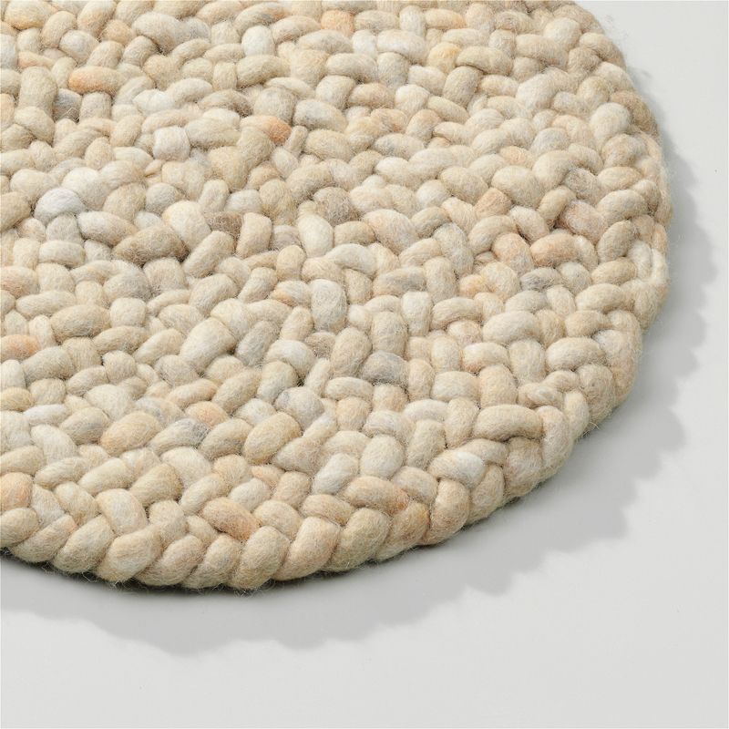 Perletta vloerkleed Roundabout in de kleur Sand 124.
