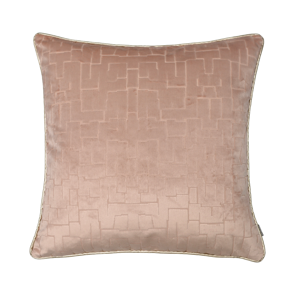 Raaf sierkussen Packman roze 50 x 50 centimeter.